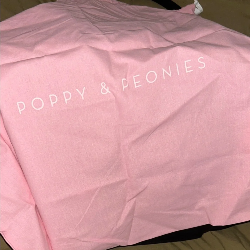 Poppy & Peonies Black Daily Tote Bag 🖤 - Picture 7 of 7